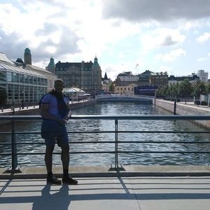 Meet your Posher, Carlos